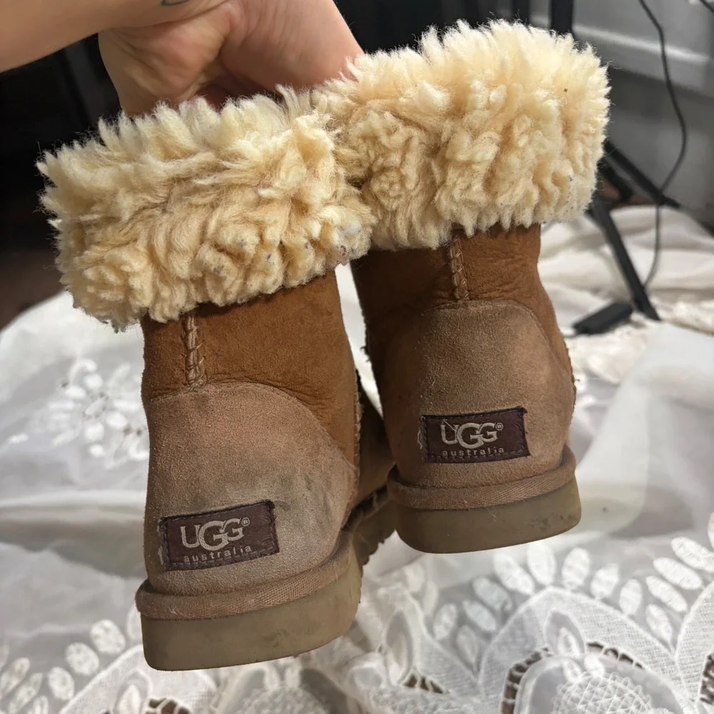 Y2K Fall UGG Classic Short Chestnut Sheepskin Boots F20012F Womens 7